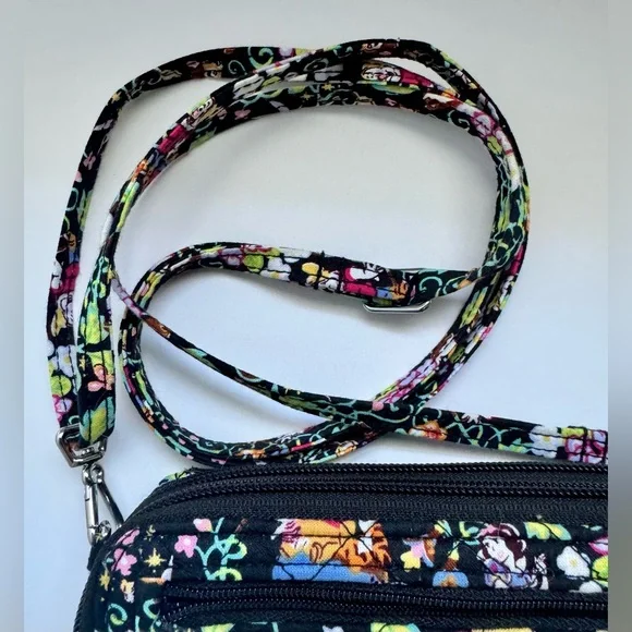 Vera Bradley Disney Classics Swirl, Crossbody purse + Minnie Baublebar necklace - Picture 8 of 16
